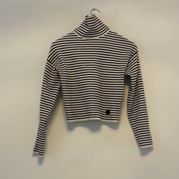 Maje Tops - MAJE KNIT CROPPED TOP- size 1